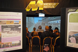 Virtual Landscape Theatre (VLT)